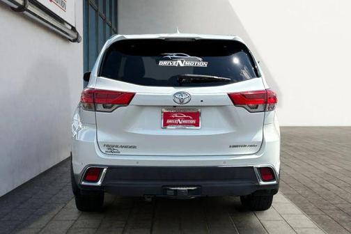 2019 Toyota Highlander Limited Platinum