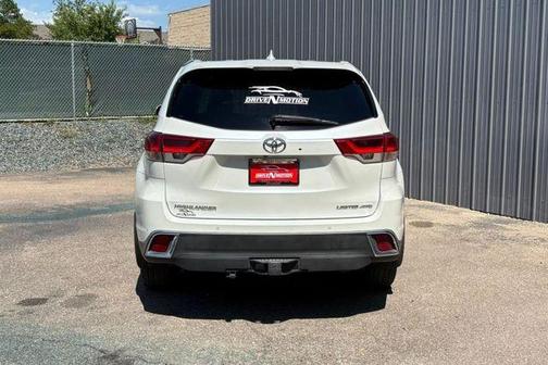 2019 Toyota Highlander Limited Platinum