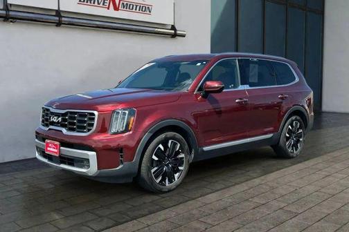 Burgundy 2023 Kia Telluride SX