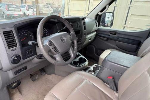 2014 Nissan NV Passenger NV3500 HD SL V8