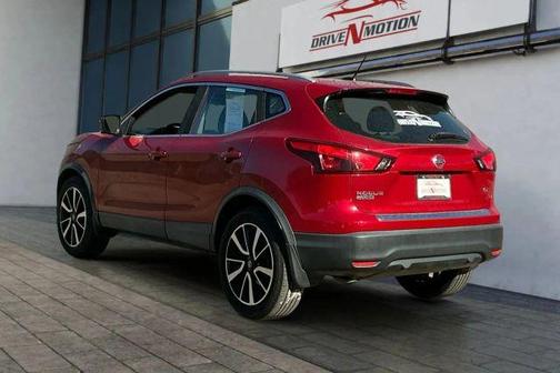 2017 Nissan Rogue Sport SL