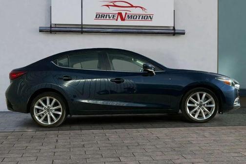 2017 Mazda Mazda3 Touring