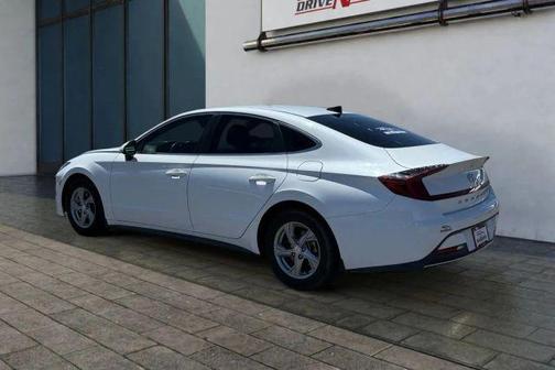 White 2021 Hyundai SONATA SE