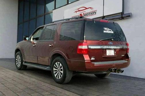 Red 2017 Ford Expedition XLT