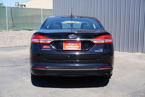 Photo 5 of 33 of 2018 Ford Fusion Hybrid SE