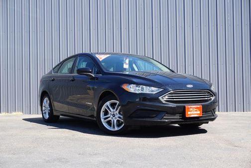 Photo 1 of 33 of 2018 Ford Fusion Hybrid SE