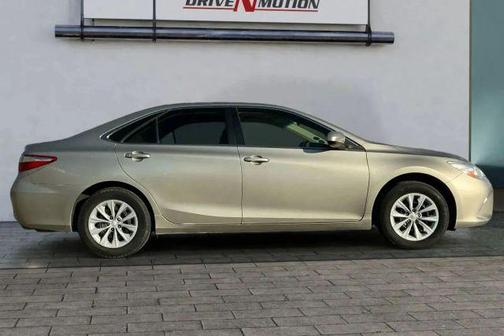 2017 Toyota Camry XLE
