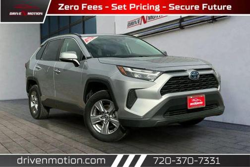 2022 Toyota RAV4 Hybrid XLE