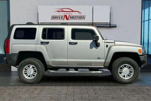 Silver 2007 Hummer H3