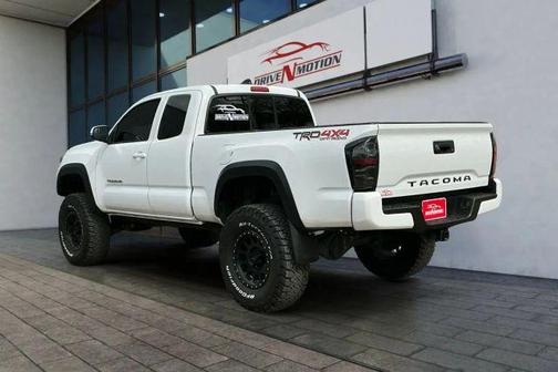 2022 Toyota Tacoma TRD Off Road