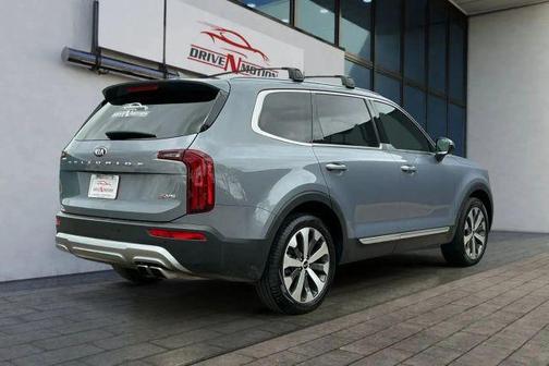 Silver 2021 Kia Telluride S
