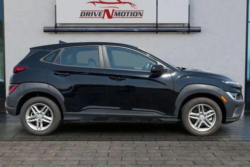 2022 Hyundai KONA SE