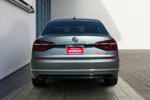 Platinum Gray Metallic 2017 Volkswagen Passat 1.8T R-Line