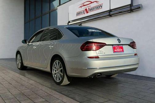 2018 Volkswagen Passat 2.0T SE
