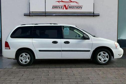 2005 Ford Freestar SE