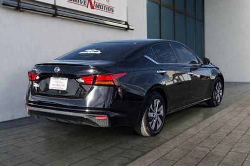 2022 Nissan Altima 2.5 S