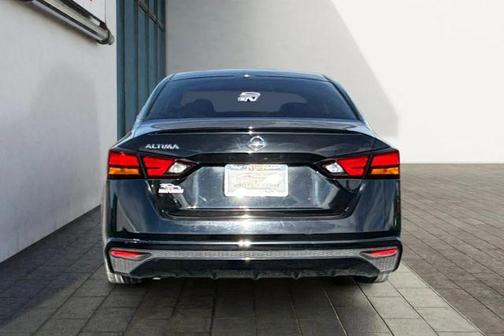 2022 Nissan Altima 2.5 S