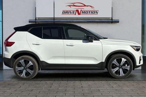 2023 Volvo XC40 Recharge Pure Electric Twin Plus