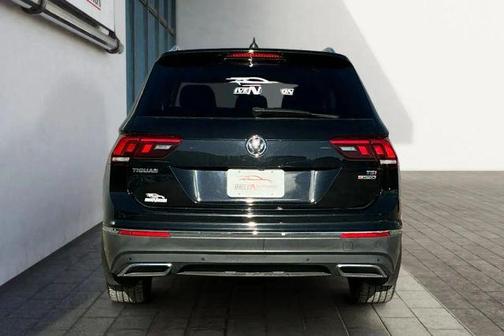 2018 Volkswagen Tiguan 2.0T SEL Premium
