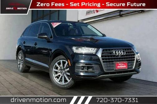 Ink Blue Metallic 2017 Audi Q7 3.0T Prestige