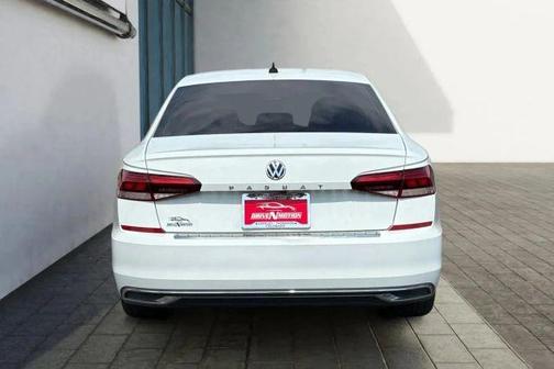 2022 Volkswagen Passat 2.0T SE