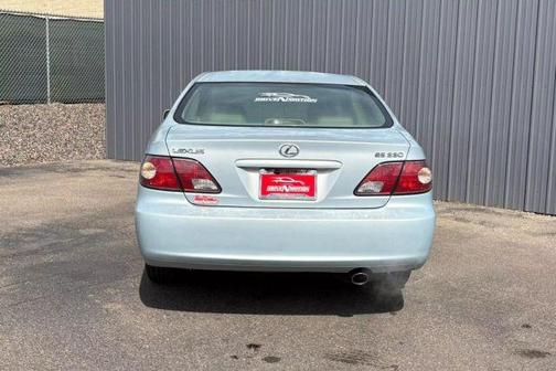 2004 Lexus ES 330 Base (A5)