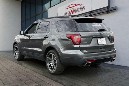 2017 Ford Explorer sport