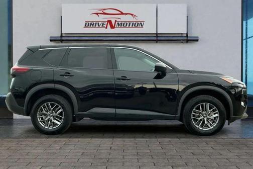 Black 2023 Nissan Rogue S