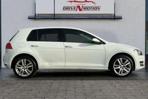 2016 Volkswagen Golf TSI SE 4-Door