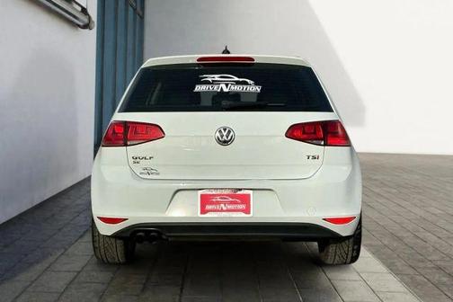 2016 Volkswagen Golf TSI SE 4-Door