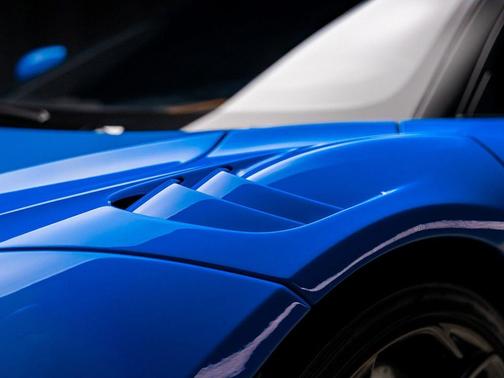 2024 McLaren 750S Coupe