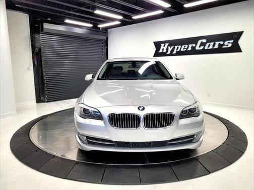 2011 BMW 528 528i