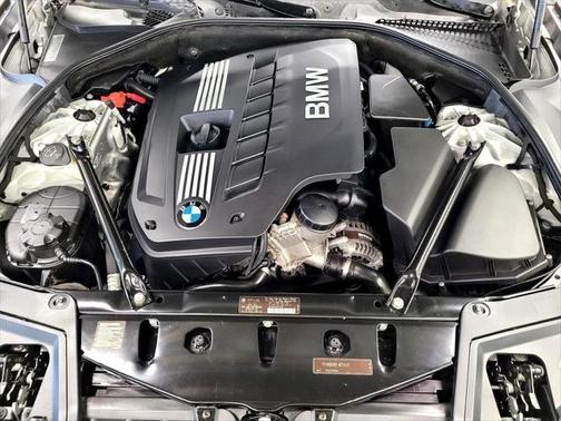 2011 BMW 528 528i