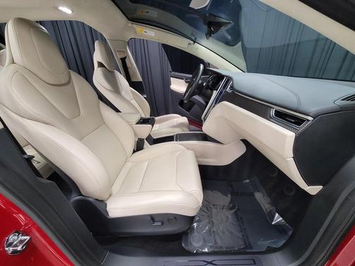 2018 Tesla Model X 75D