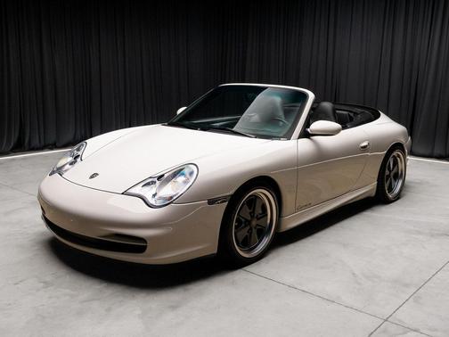2002 Porsche 911 Carrera 4