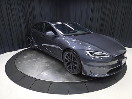 2021 Tesla Model S Plaid