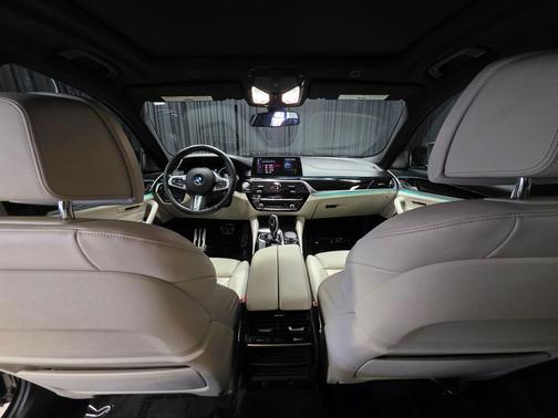 Carbon Black Metallic 2019 BMW 540 540i