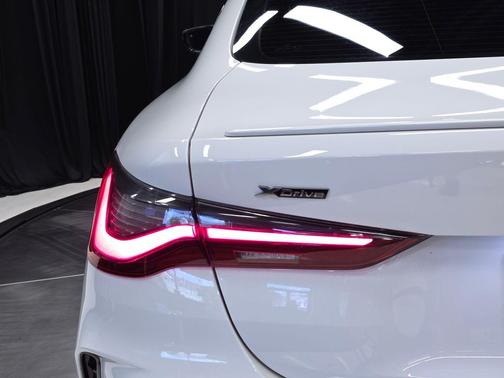 Alpine White 2023 BMW M440 i xDrive