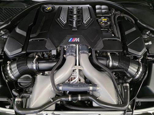 2020 BMW M8 Base
