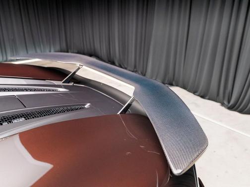 2016 McLaren 570S Base