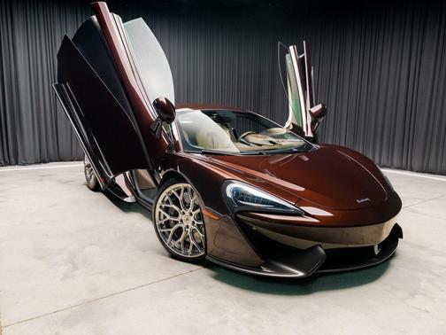 2016 McLaren 570S Base