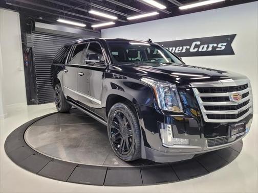 2018 Cadillac Escalade ESV Premium Luxury