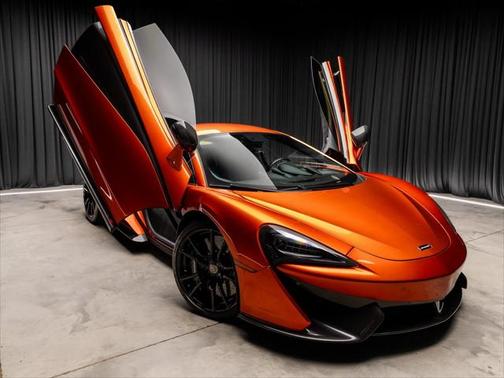 2017 McLaren 570S Base