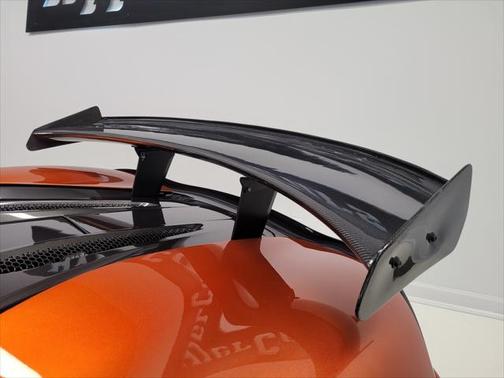 2017 McLaren 570S Base