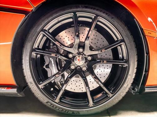 2017 McLaren 570S Base