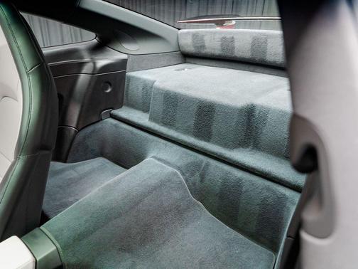 2025 Porsche 911 Carrera