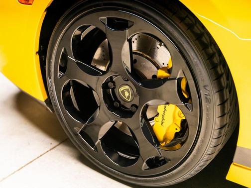 2005 Lamborghini Gallardo Base