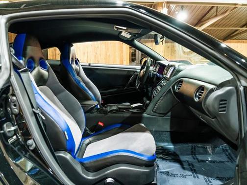 2014 Nissan GT-R Track Edition