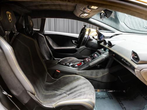 2016 Lamborghini Huracan LP580-2