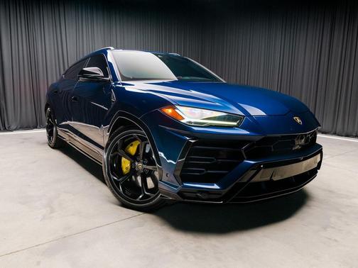 2019 Lamborghini Urus Base